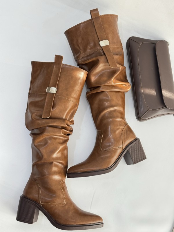 بوت نوک تیز بلند  1612