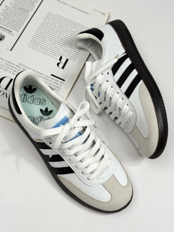 کتونی سامبا 2405