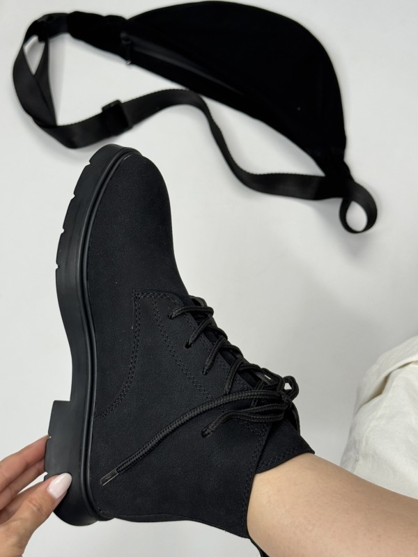 نیم بوت دستکدار برلین 1865