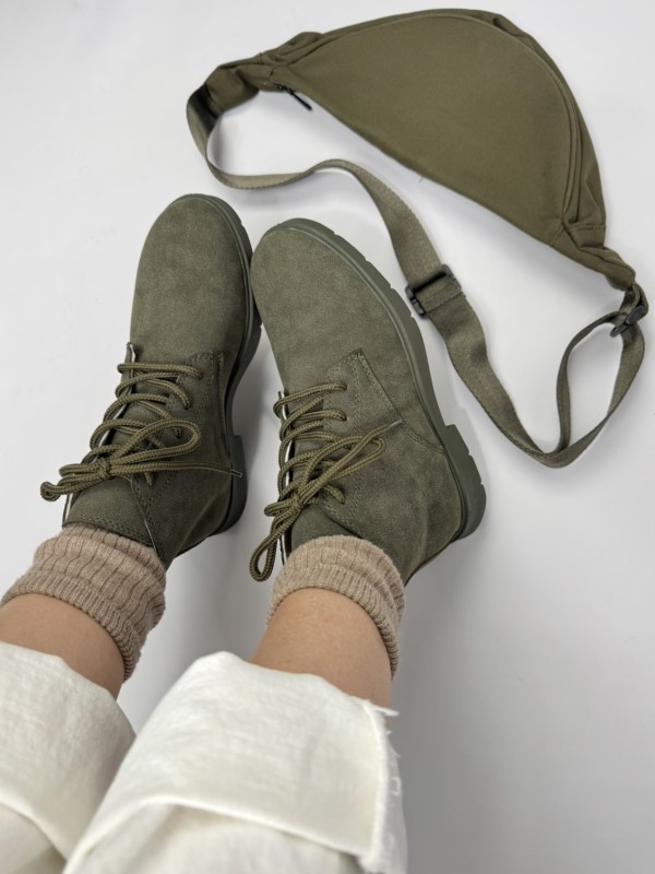 نیم بوت دستکدار برلین 1865