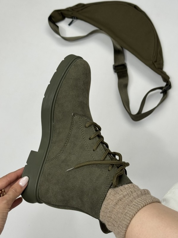 نیم بوت دستکدار برلین 1865