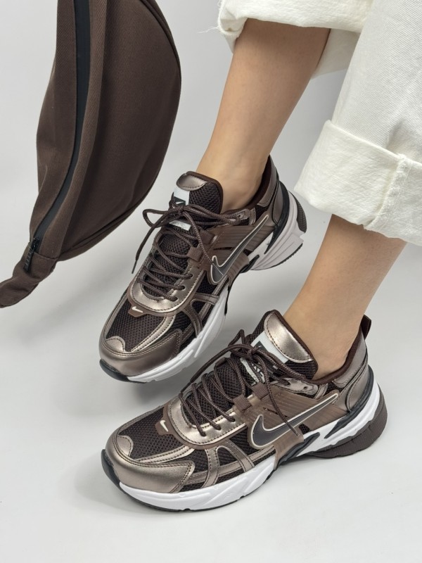 کتونی نایک وی تو کی سمپل 2251