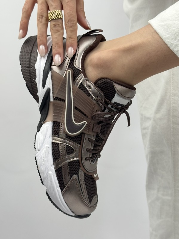 کتونی نایک وی تو کی سمپل 2251