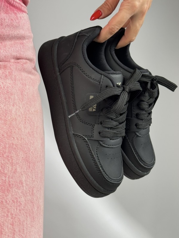 ونس لونا یرفا 2416