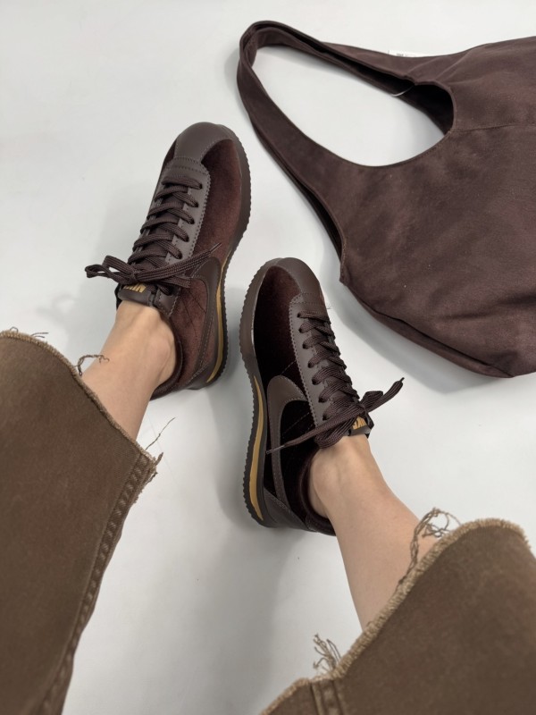 نایک کورتز 1953