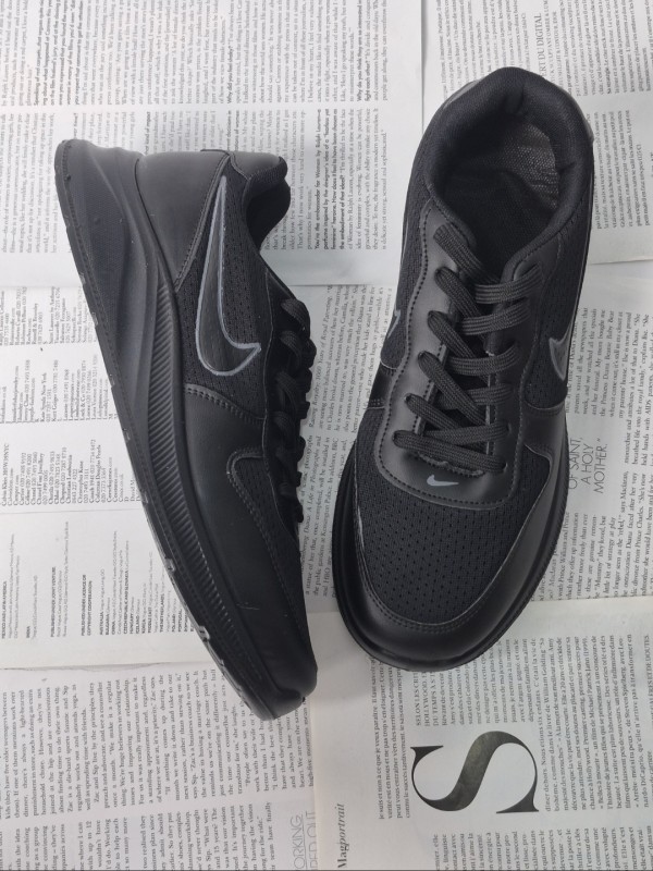 کتونی نایکی تی مردانه 8007