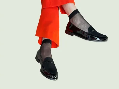 با کفش مشکی جوراب چه رنگی بپوشیم؟