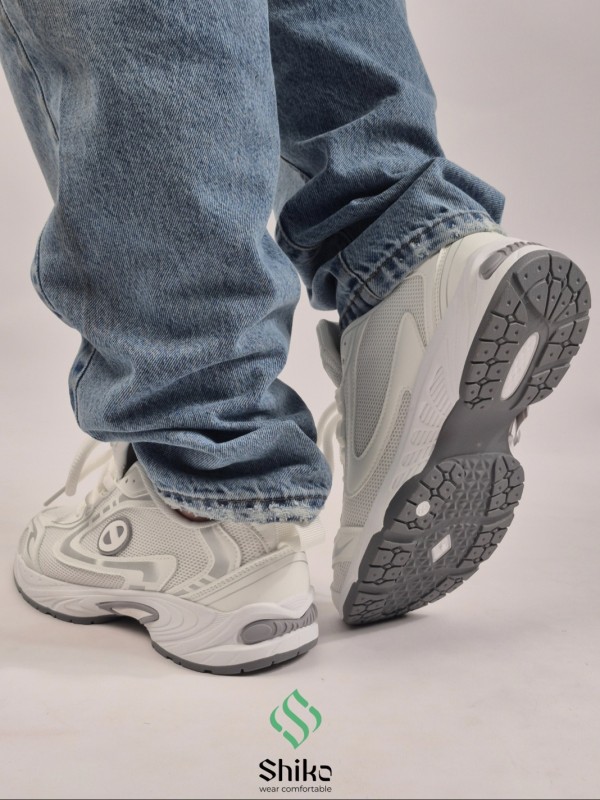 کتونی چمپیون مردانه 8001