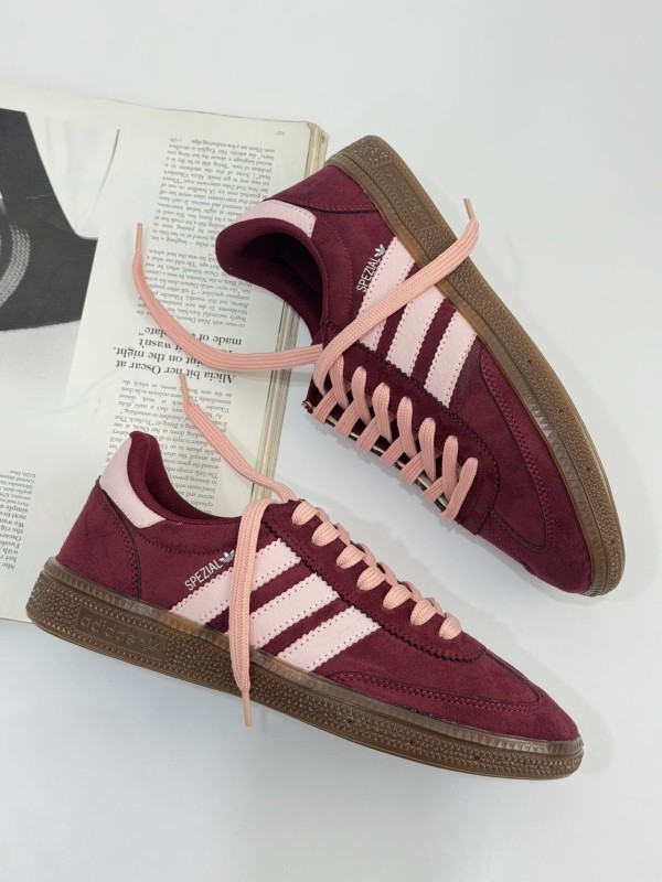 کتونی آدیداس اسپزیال 391