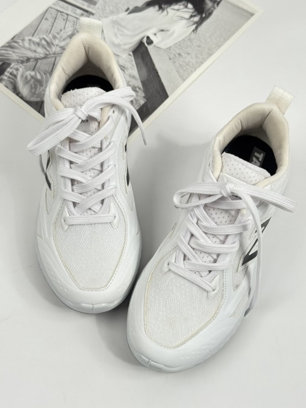 کتونی نیوبالانس تلاش 2456