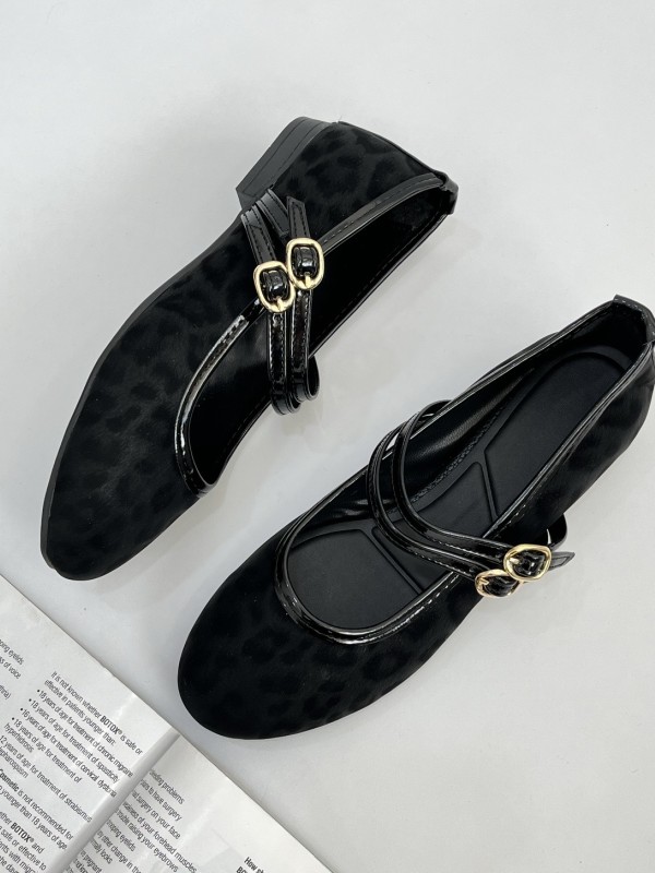 کالج دو سگک مادون 2469