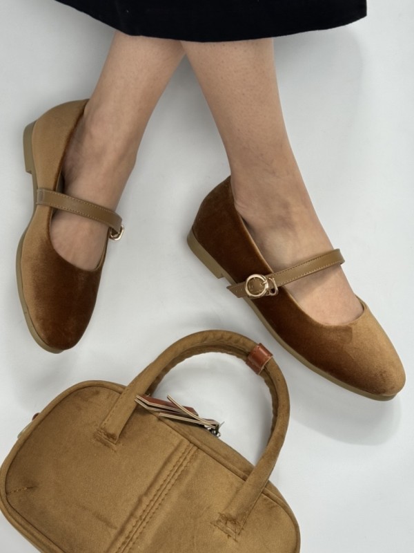 کالج عروسکی زواری روژکا 211