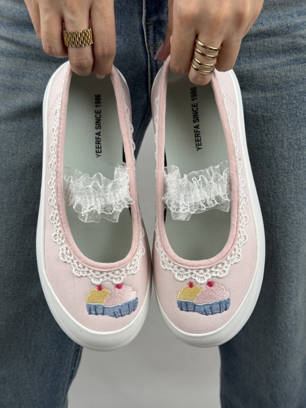 کالج عروسکی آیس 2505