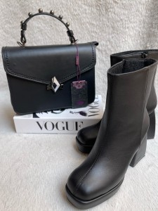 نیم بوت پاشنه کلاسیک