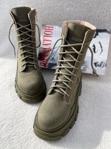 نیم بوت یقه دار