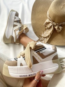 کتونی  Naked Wolf