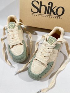 کتونی لیدی مد 1015