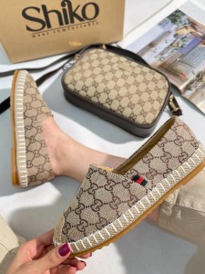 کالج گوچی اوکی 1181