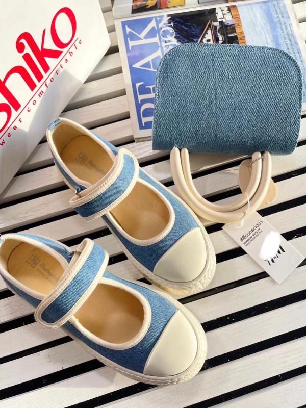 کتونی تک چسب 786