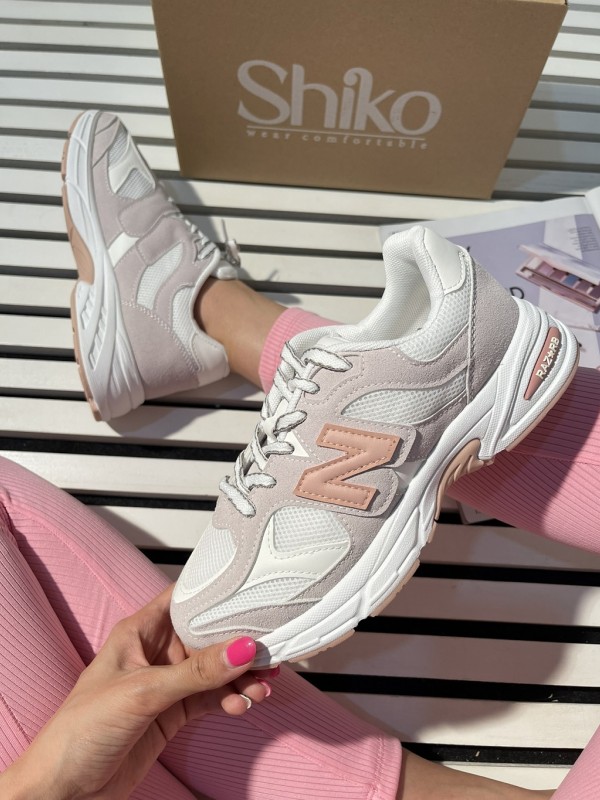 کتونی نیوبالانس 530