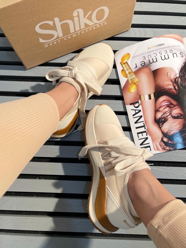 کتونی وی وان 1287