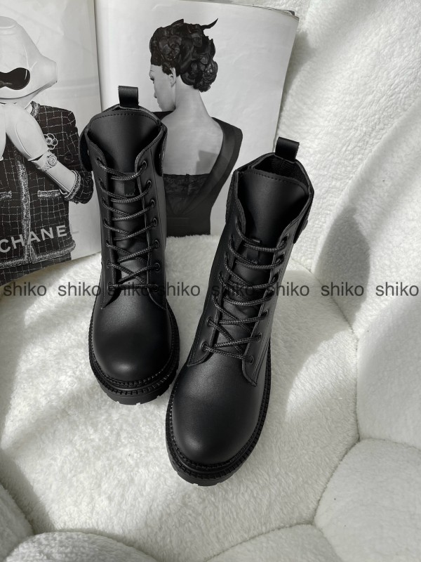 نیم بوت دکمه ای جس 1404