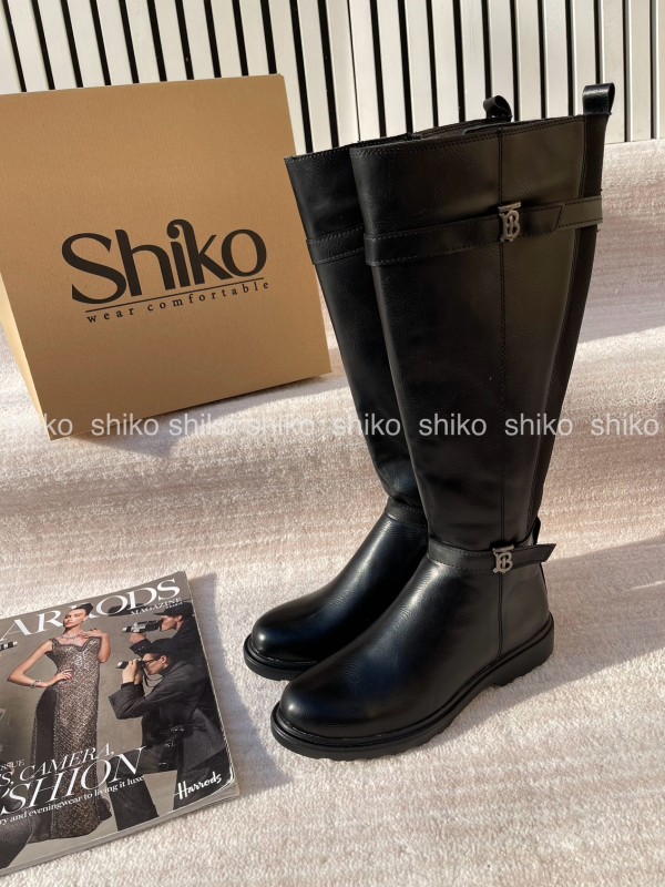 چکمه بی مانی 1414