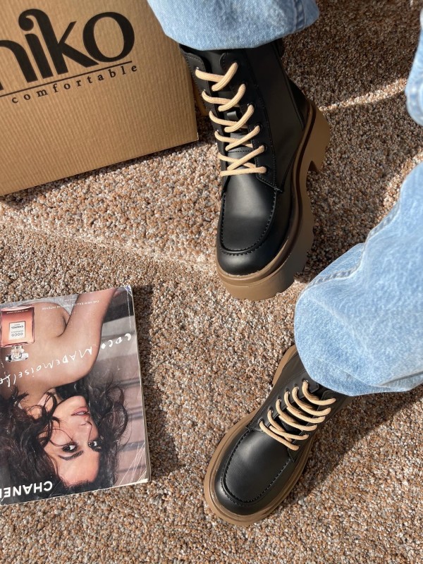 نیم بوت شلنگی جی زد 1440