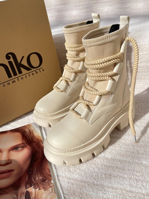 نیم بوت استرج سانی 1464