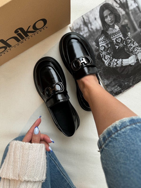 کالج لاو لیدی 1518