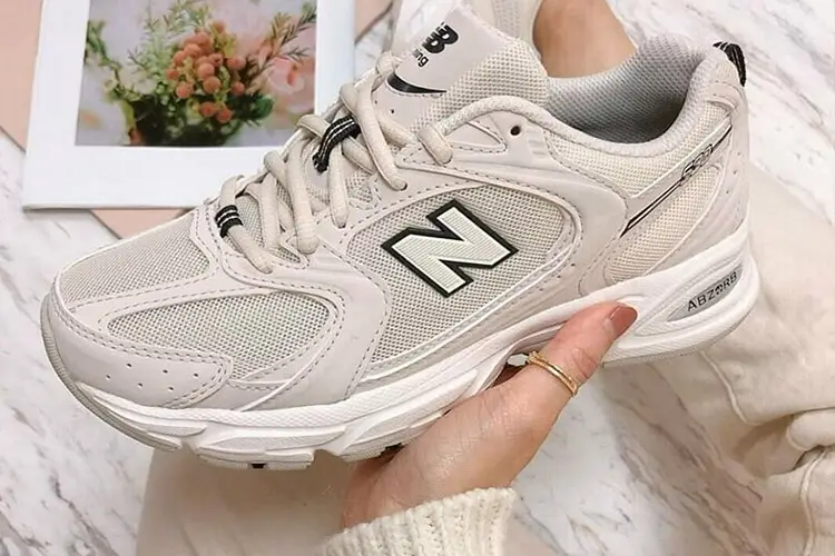کتونی New Balance 530
