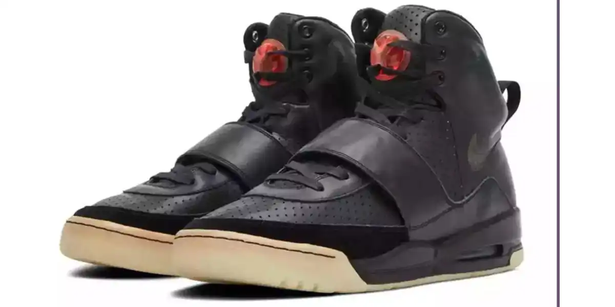 نمونه اولیه کفش Nike Air Yeezy 1