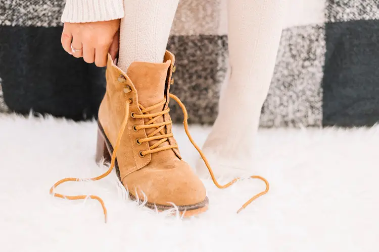 برای هر فصل سال از چه کفشی استفاده کنیم؟