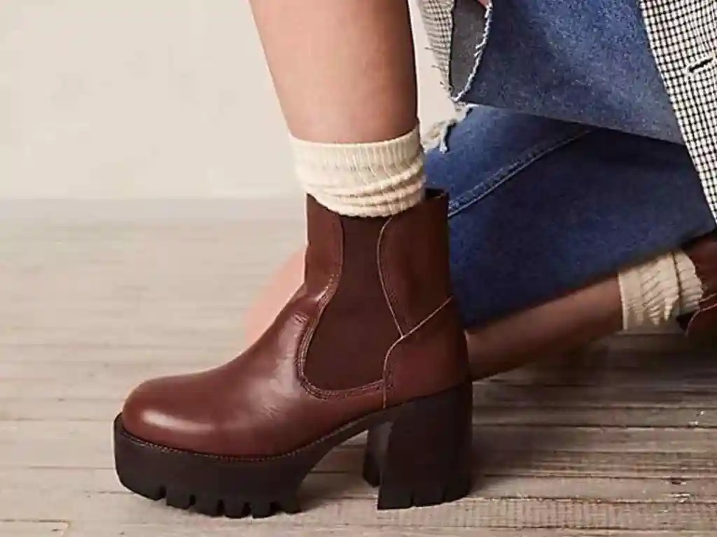 با نیم بوت چه جورابی بپوشیم؟ جورابهای ساقدار