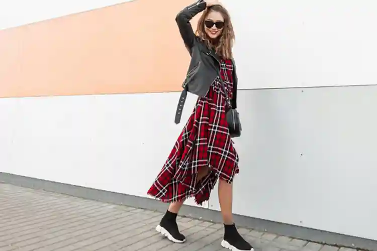 کتونی سفید بهتره یا مشکی