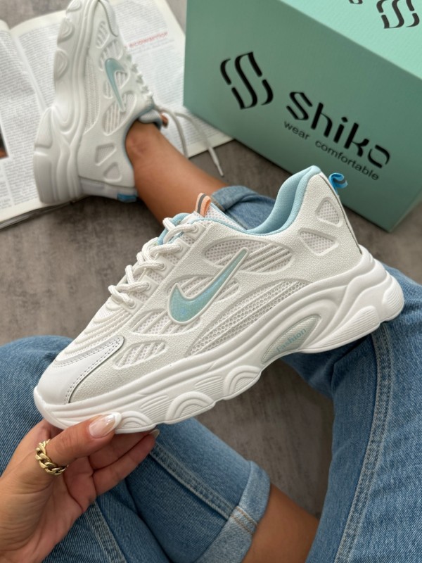 کتونی نایک اکلیلی 1880