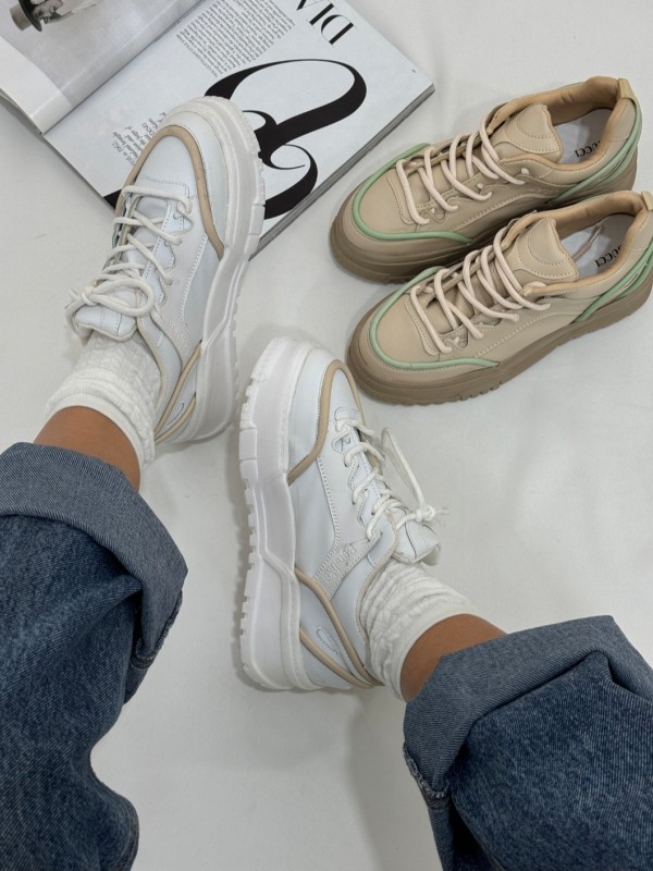 کتونی برشکا موجی 1999