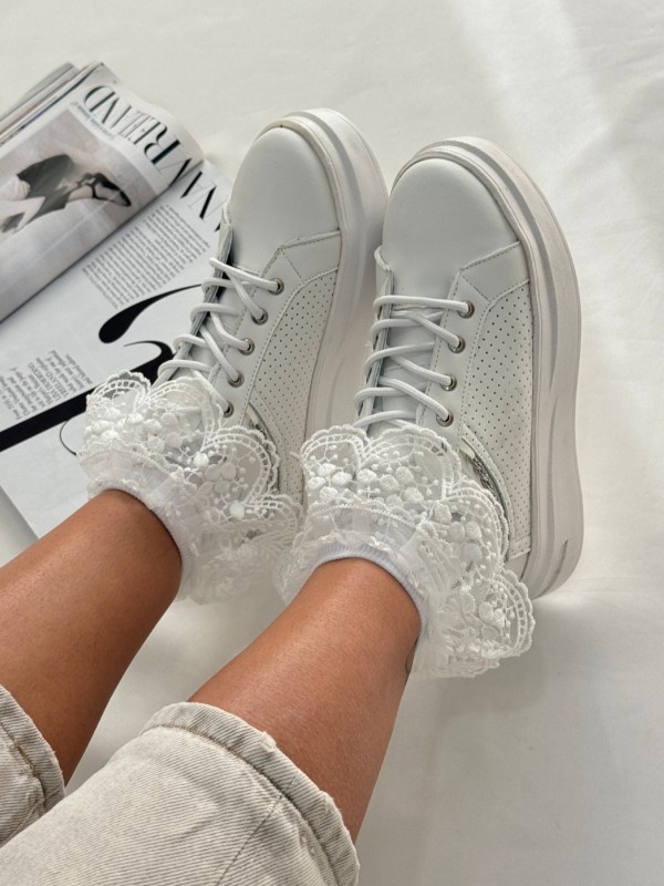 کتونی زنجیری 2001