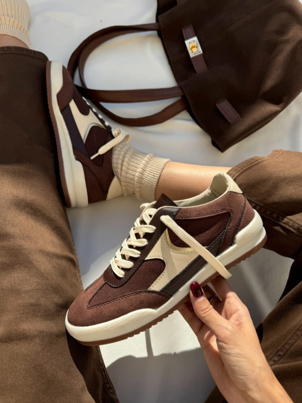 ونس استرا دیواریوس 2944