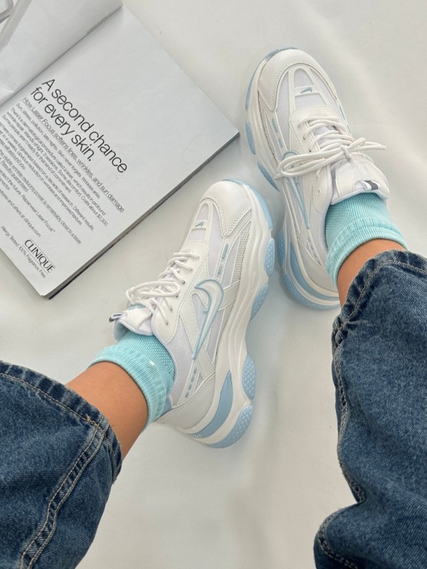 کتونی نایک کاوایی2008