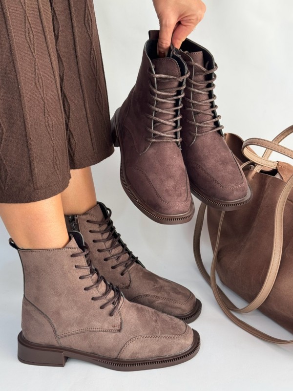 نیم بوت روما شیکو 4207