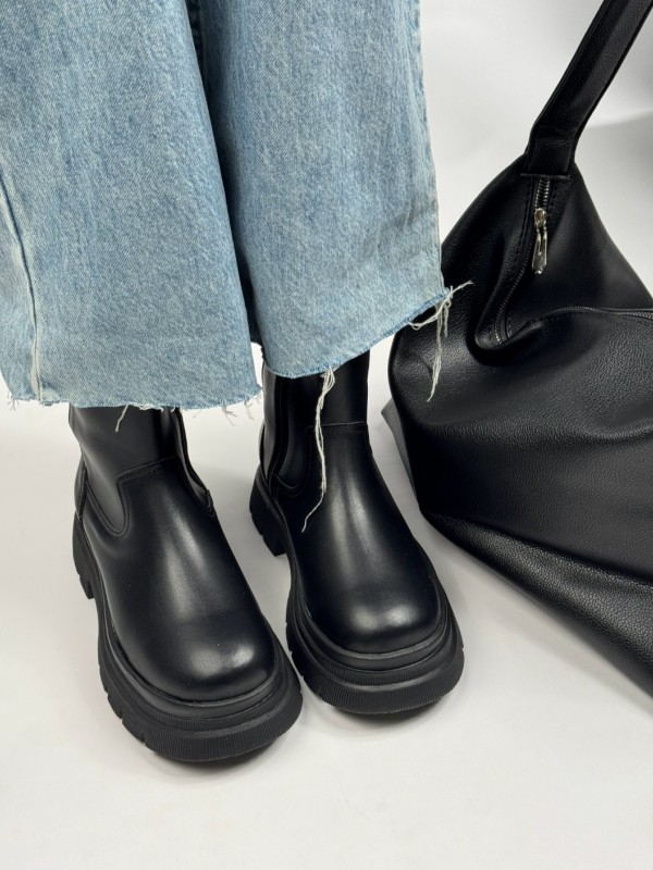 نیم بوت بغل سگک ارج 4287