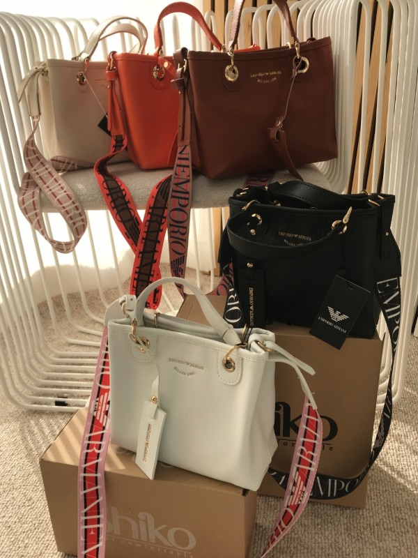 کیف آرمانی 1394