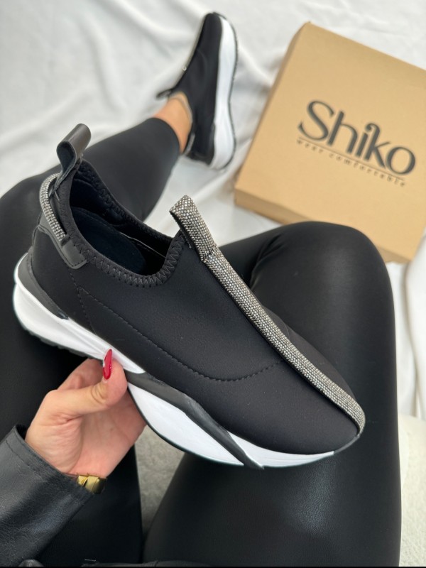 کتونی استرج نگینی 1396