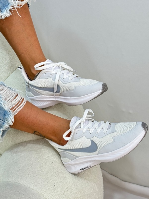 کتونی نایک زوم 1395