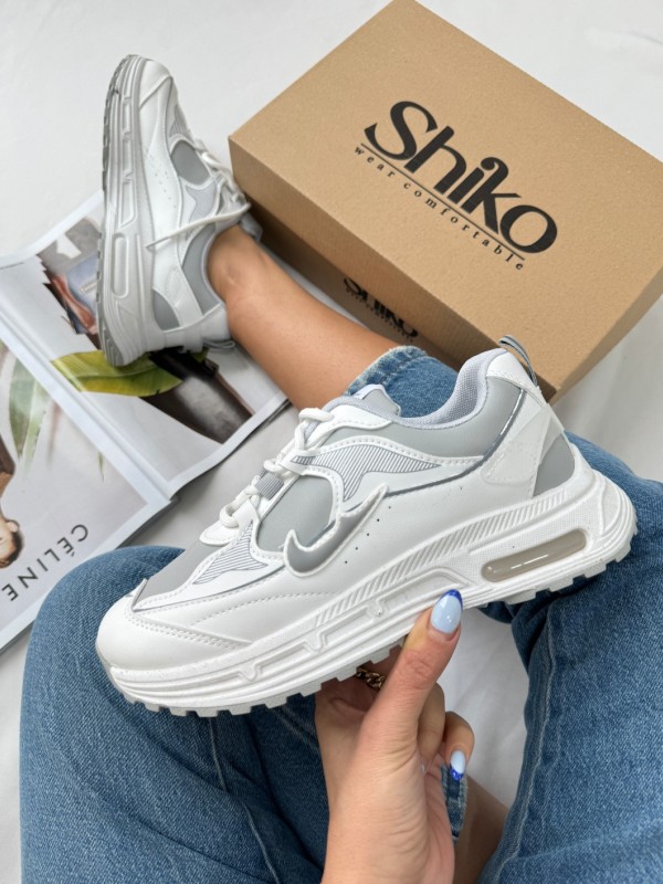 کتونی نایک 826