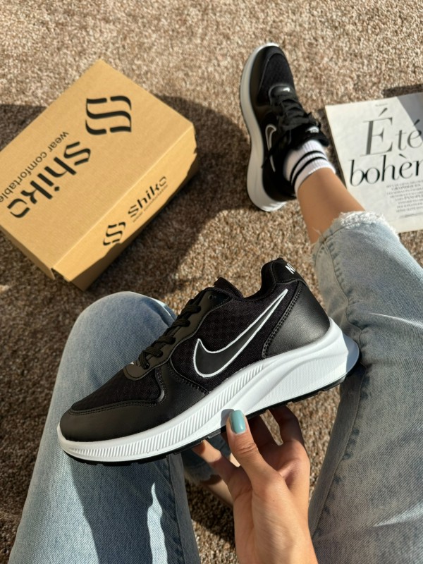 کتونی نایک رانینگ 1550