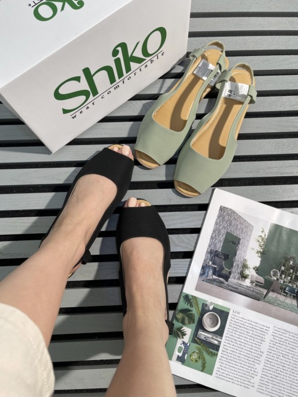 صندل مازراتی 1566