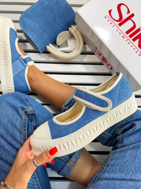 کتونی تک چسب 786