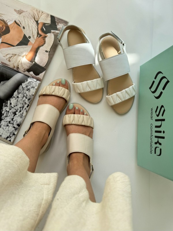 صندل روکو  پلیسه 1750